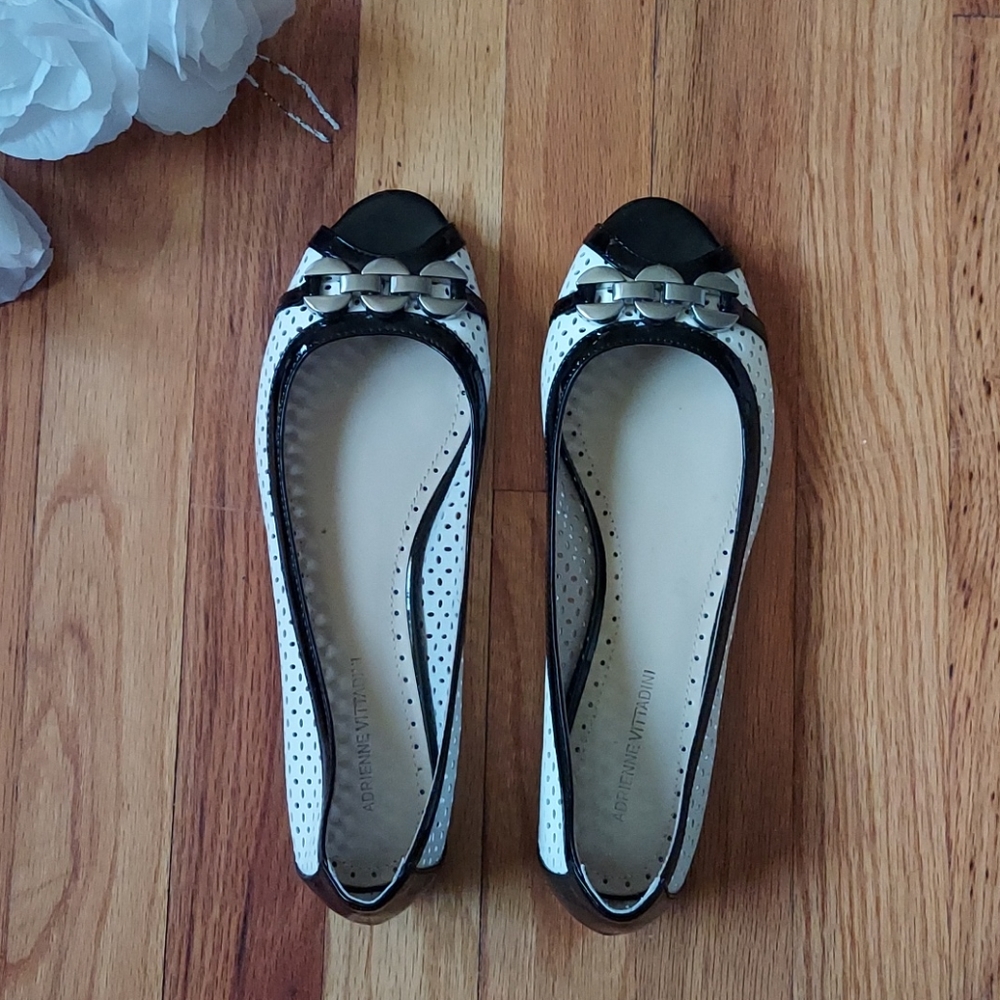 Adrienne Vittadini Alva Open Toed Flats Size 8.5 - Picture 5 of 17